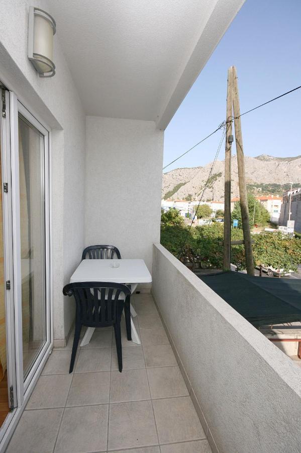 Studio Omis 4654A Exterior photo